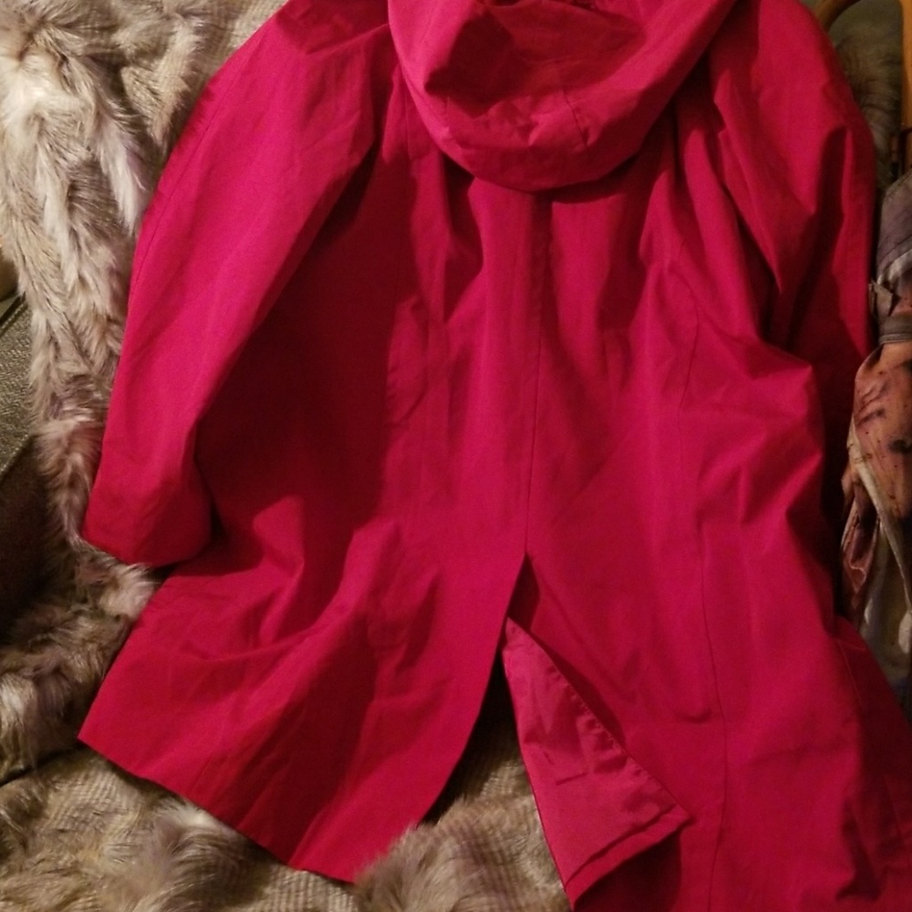 Coat - Picture 5 of 6